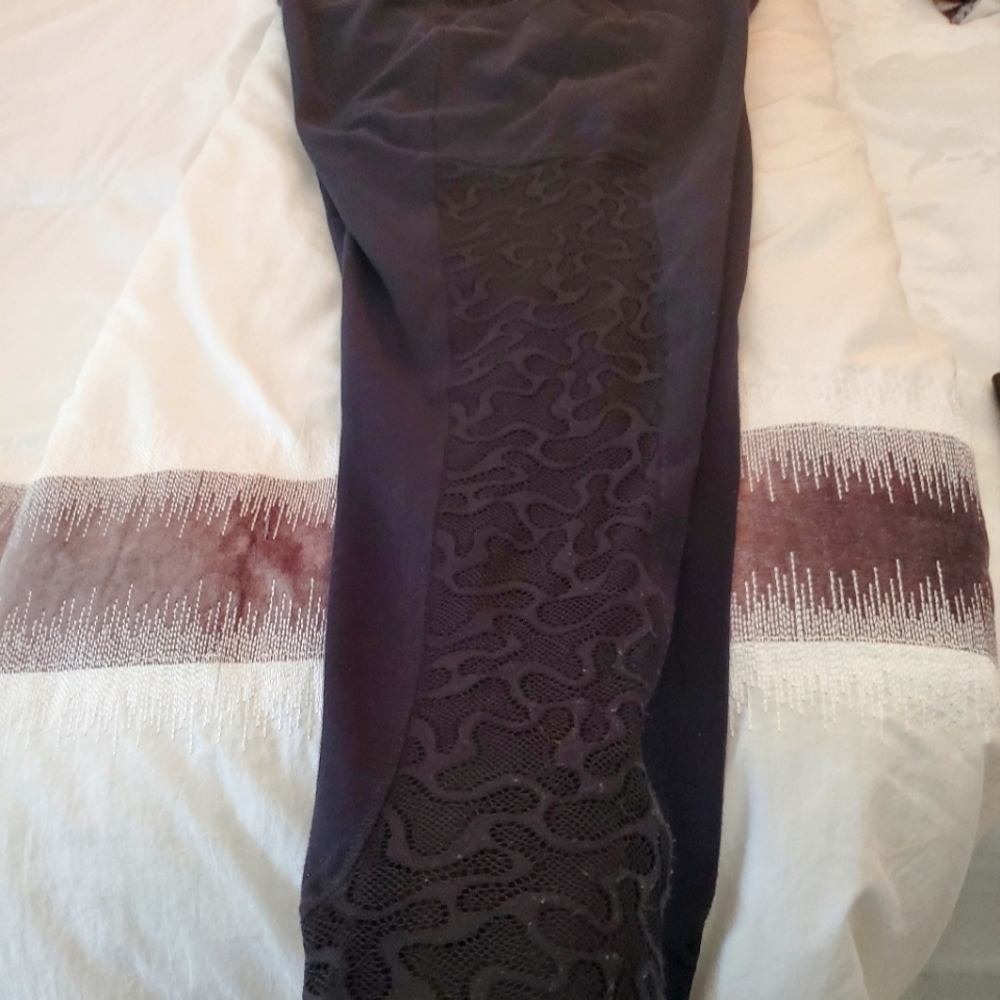 LOGO Layers by Lori Goldstein Regular Lace Trim Leggings with Pockets Black,M